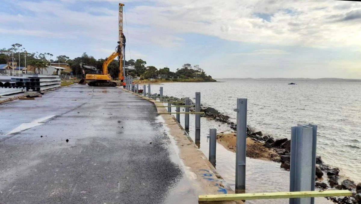 Rhyll - Denne Bight seawall replacement and boardwalk